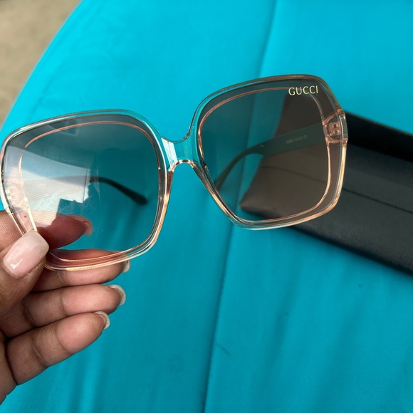 Fashion sunnies! Pink tint with red and green stripe on sides! - Picture 8 of 10